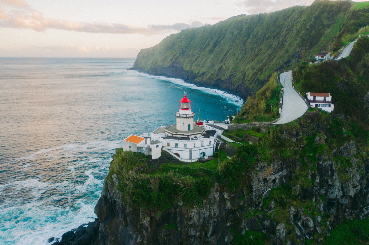 azores photo 1621246308836 ea7d366c2795